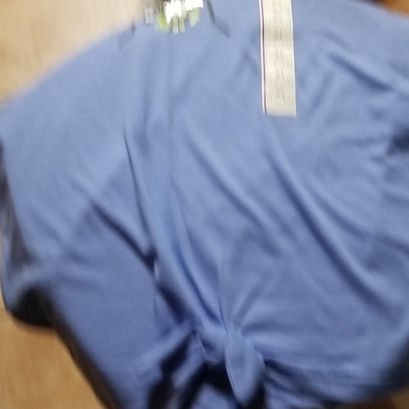 Child T-shirt Xl (14-16) - Picture 2 of 4